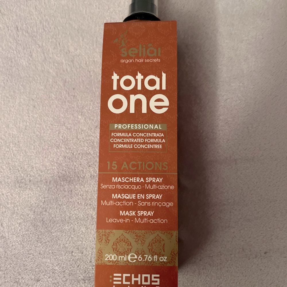 Seliar Total One hair mask spray